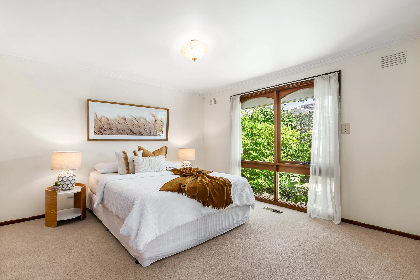 15 Cloverdale Close, Burwood East, 3151