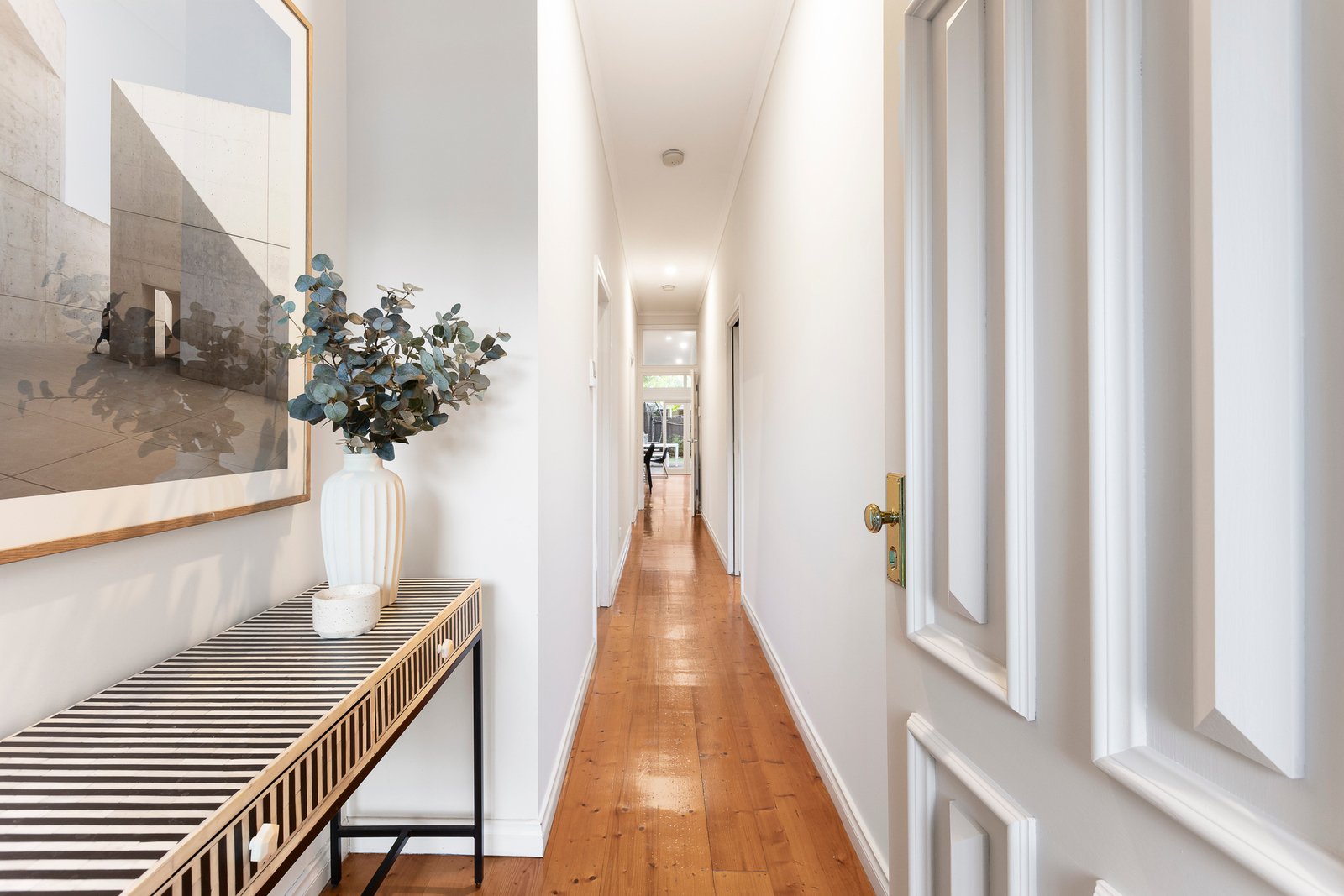 15 Exhibition Street, Mckinnon, 3204