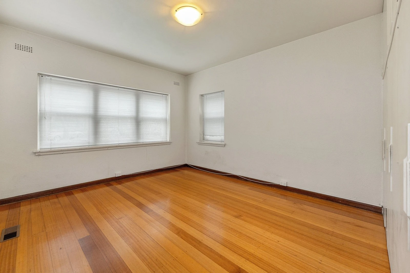 15 Lalbert Crescent, Prahran, 3181