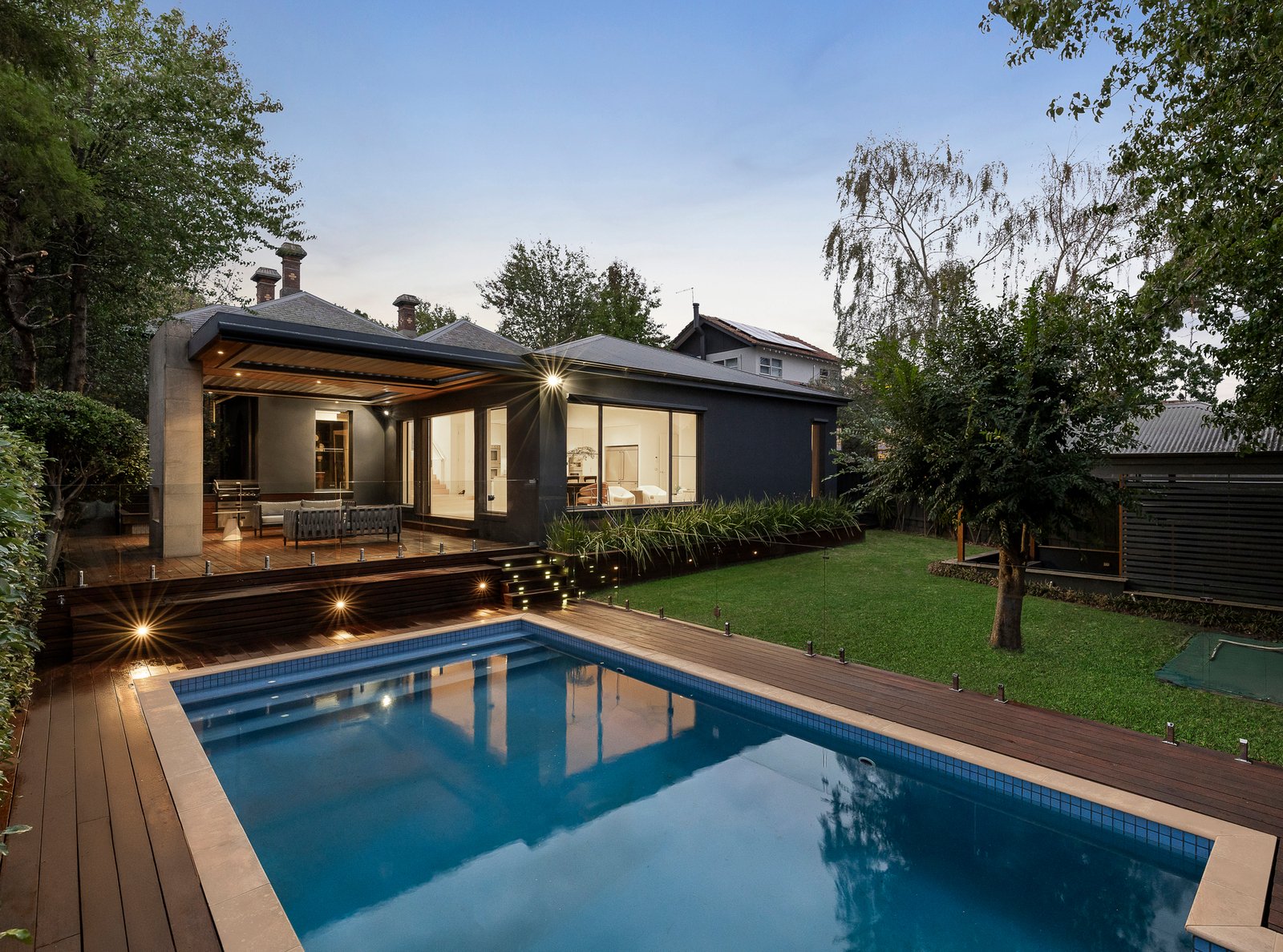 15 Margaret Street, Canterbury, 3126