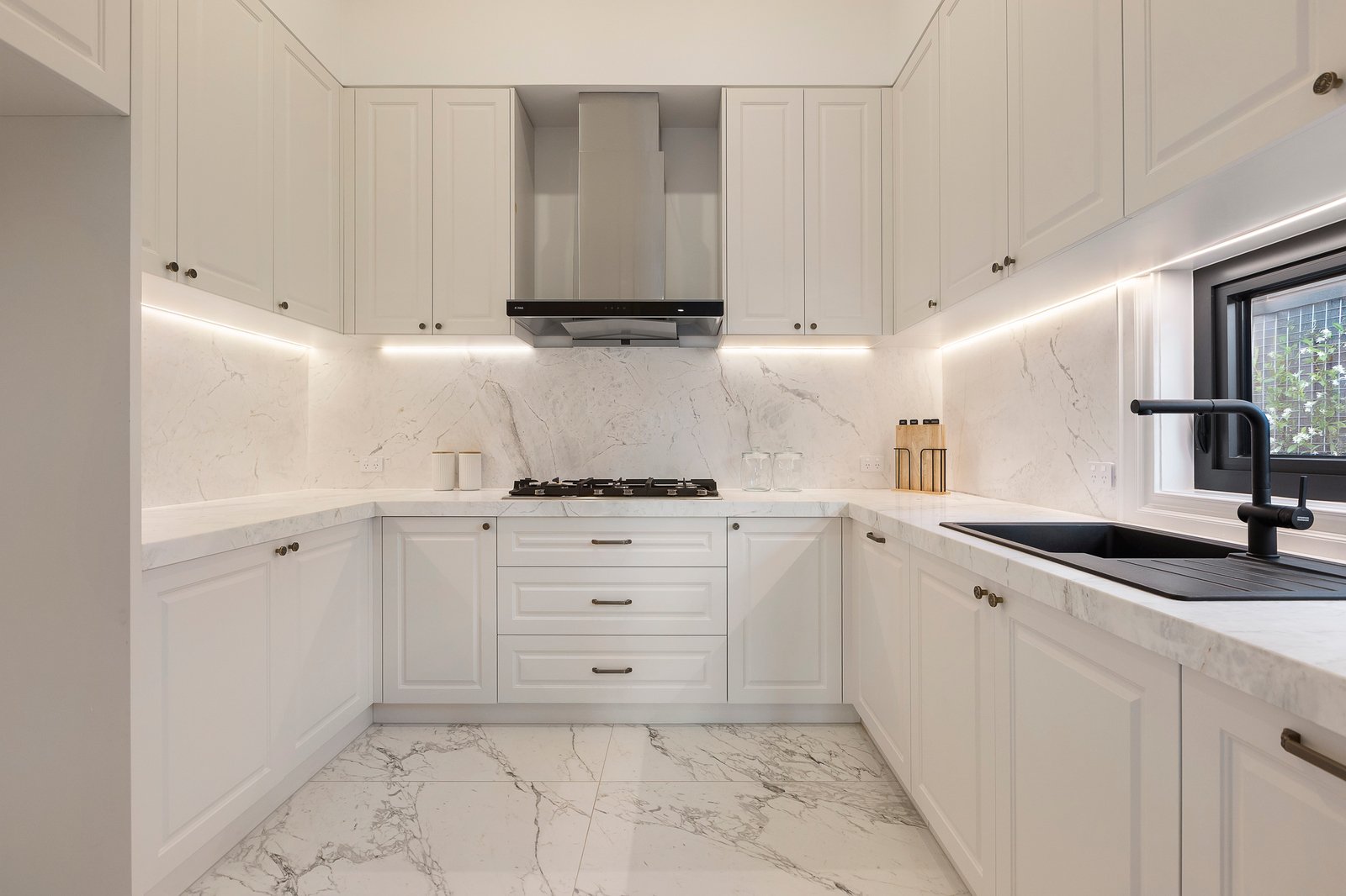 16 Bolinda Road, Balwyn North, 3104