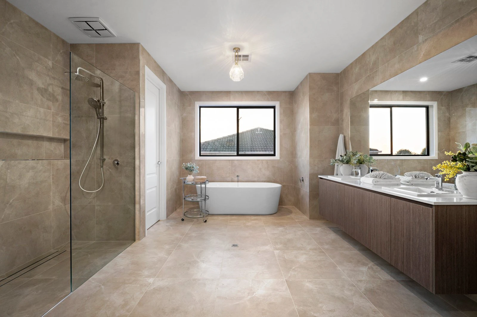 16 Callanish Road, Camberwell, 3124