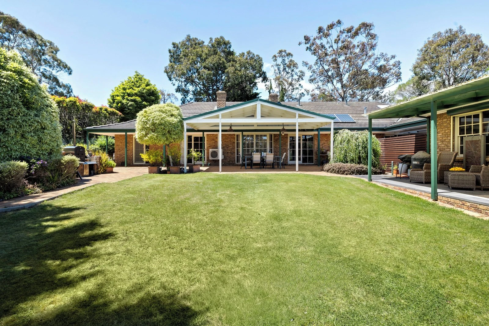 16 Dudson Close, Mount Eliza, 3930