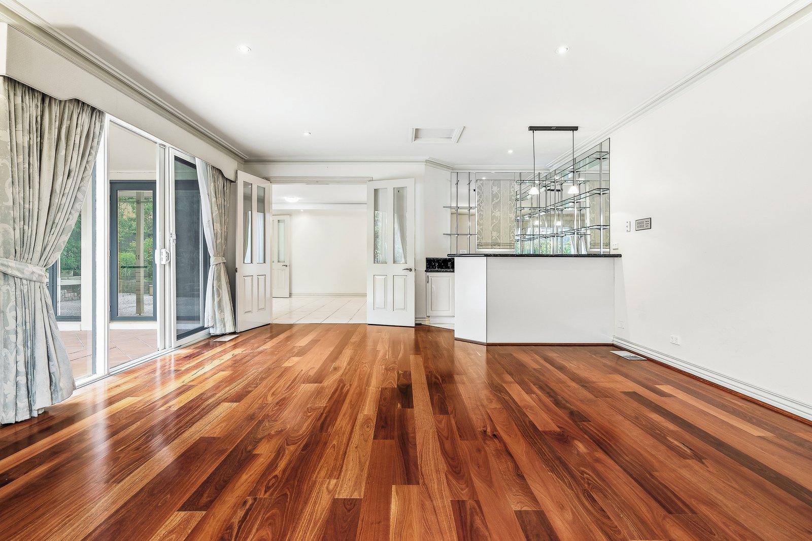 16 Henley Street, Balwyn, 3103