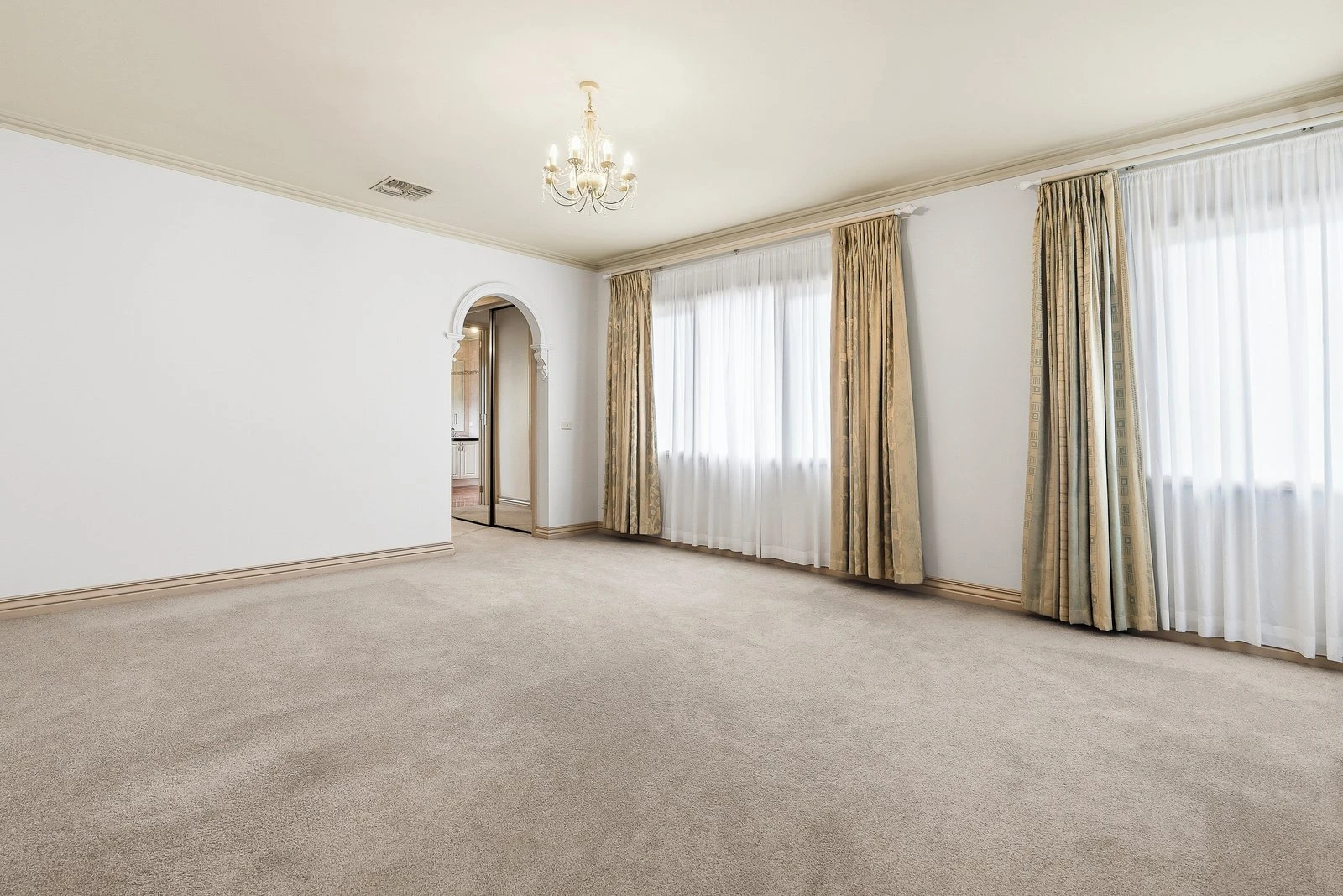 16 Henley Street, Balwyn, 3103