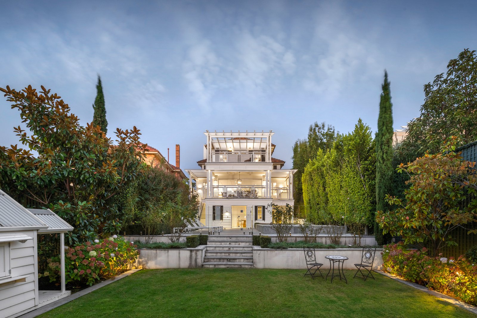 16 Hill Street, Toorak, 3142