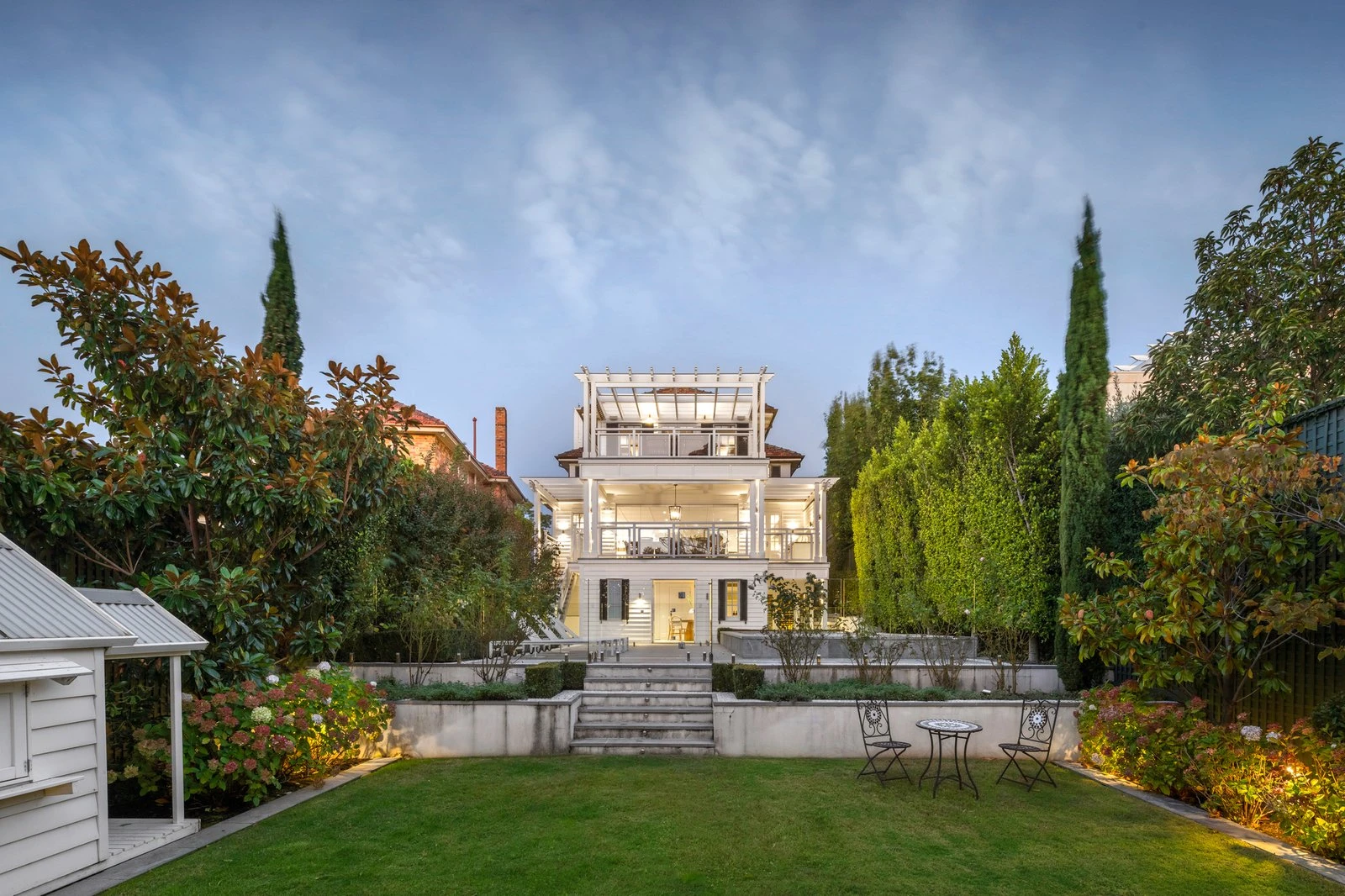 16 Hill Street, Toorak, 3142