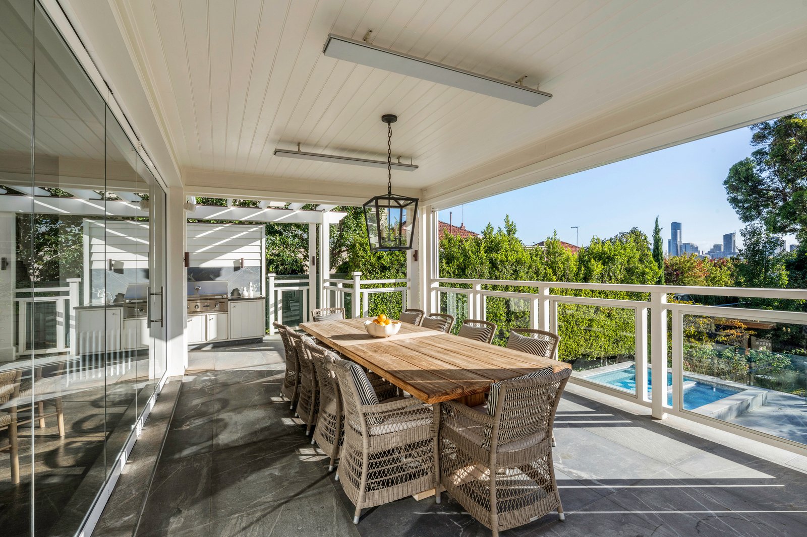 16 Hill Street, Toorak, 3142