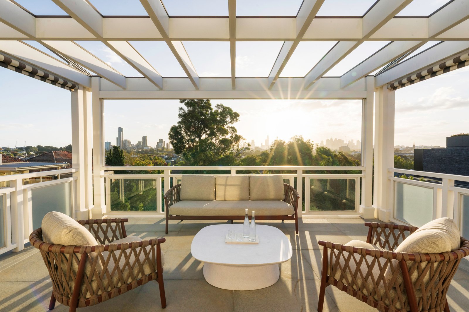 16 Hill Street, Toorak, 3142