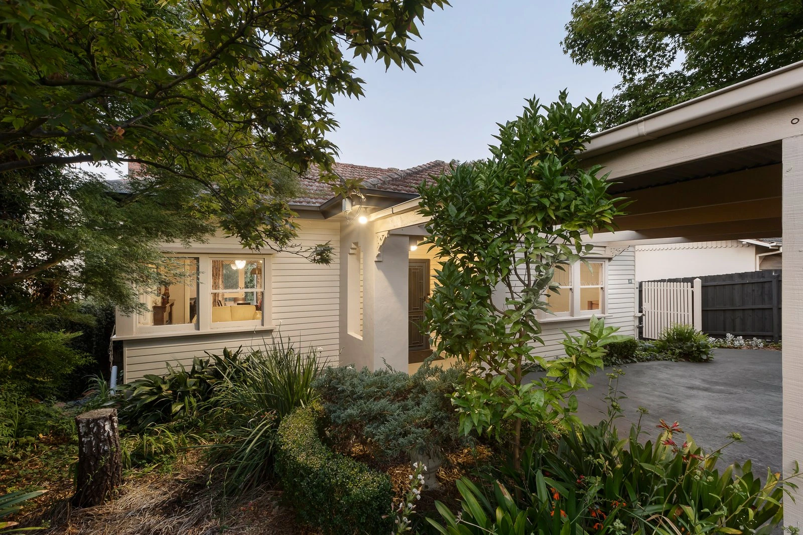 16 Kellett Grove, Kew, 3101