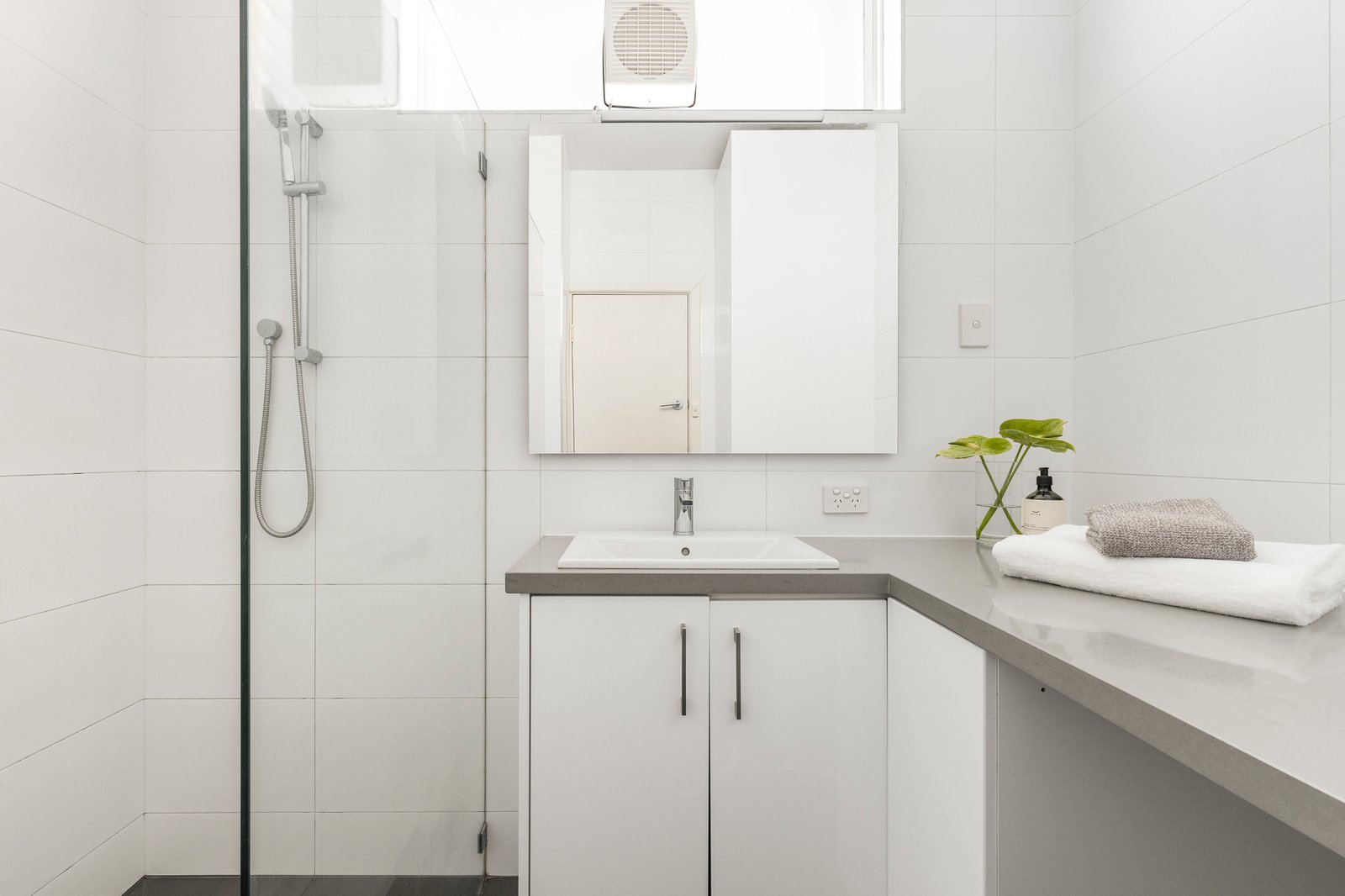 1/637 Malvern Road, Toorak, 3142