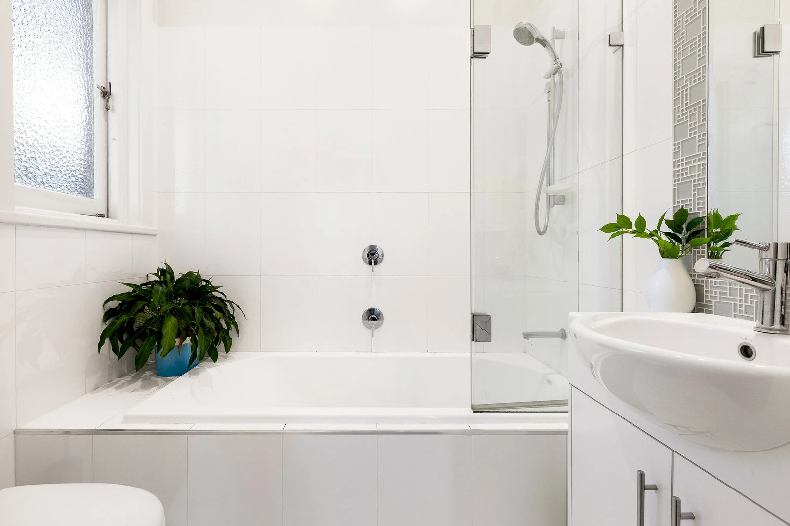 1678 - 1680 Malvern Road, Glen Iris, 3146