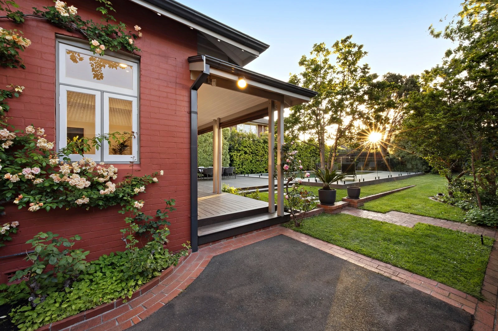 17 Wyuna Road, Caulfield North, 3161