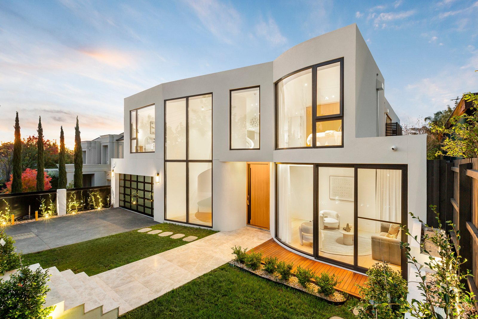 17 Middle Road, Camberwell, 3124