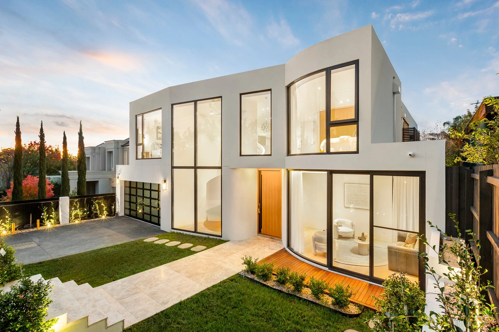 17 Middle Road, Camberwell, 3124