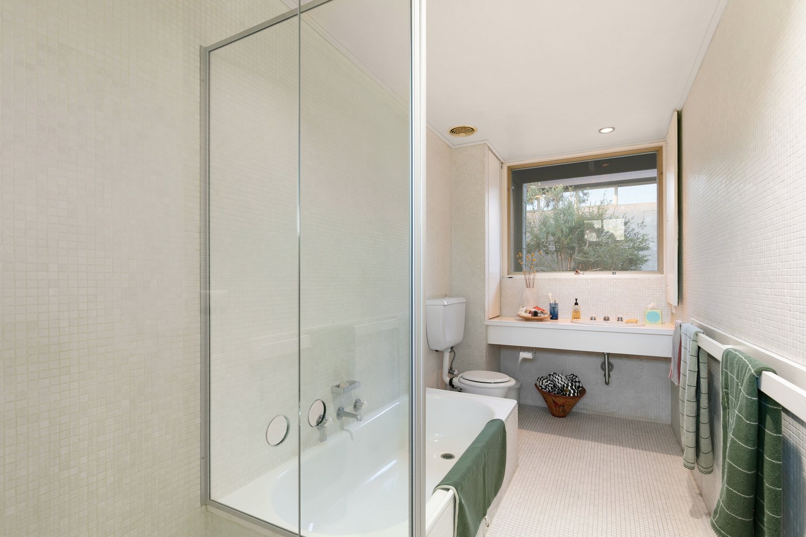 1/76 Molesworth Street, Kew, 3101