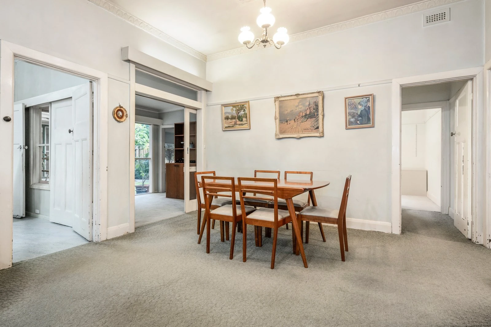 18 Berrima Avenue, Malvern East, 3145