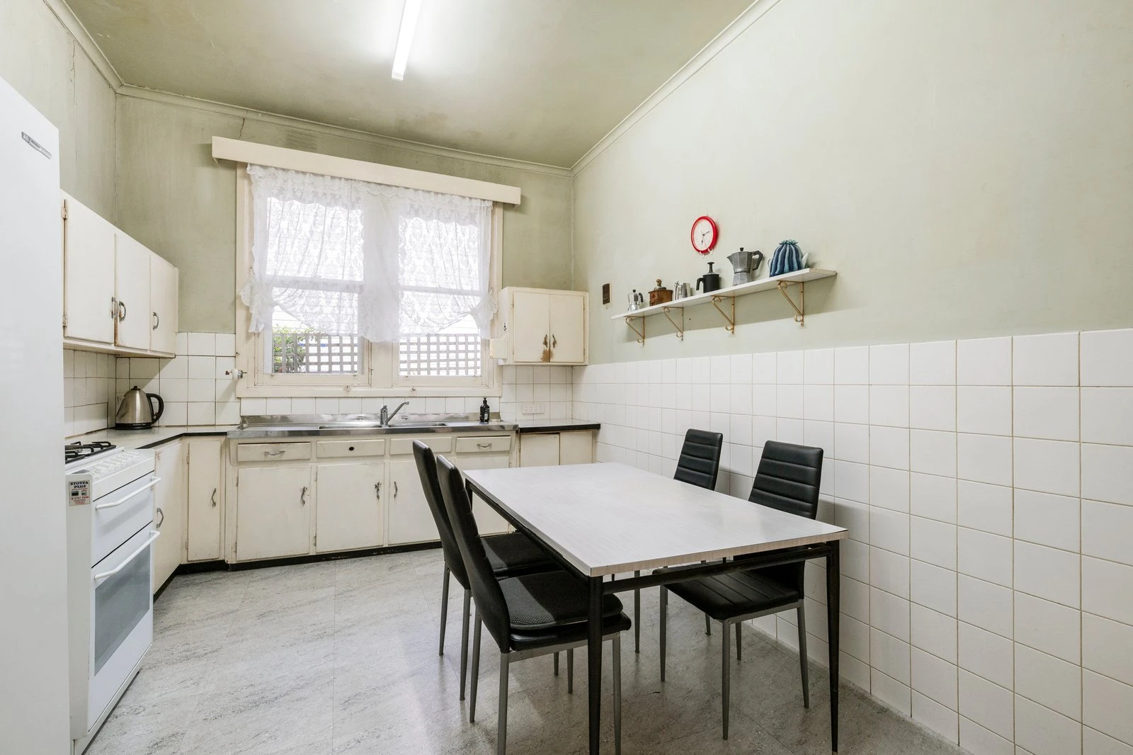 18 Berrima Avenue, Malvern East, 3145