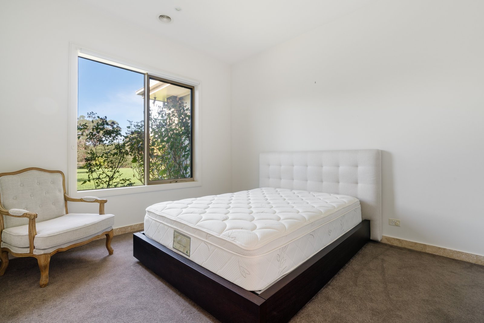 18 Crestwood Drive, Rosebud, 3939