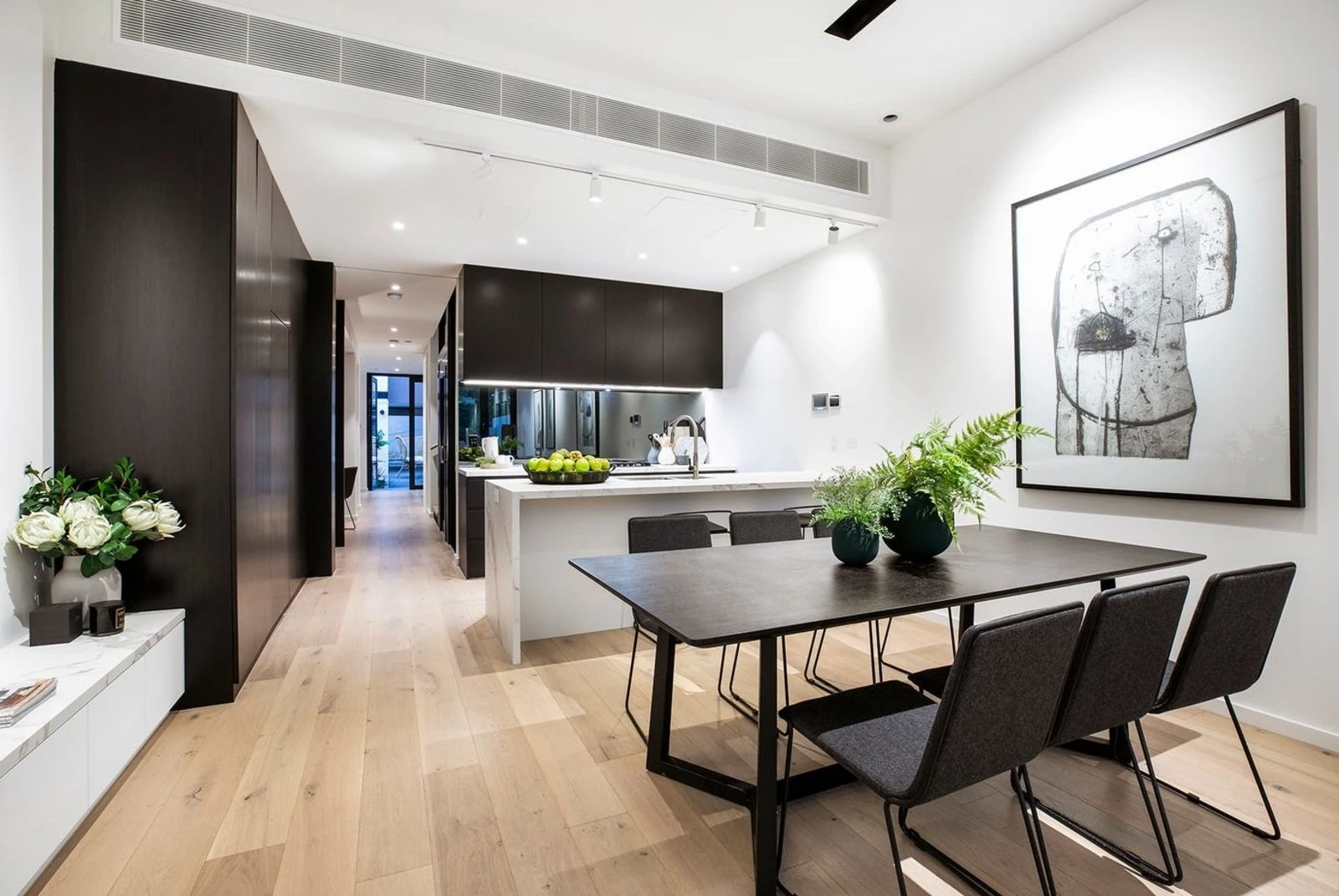 18 May Road, Toorak, 3142