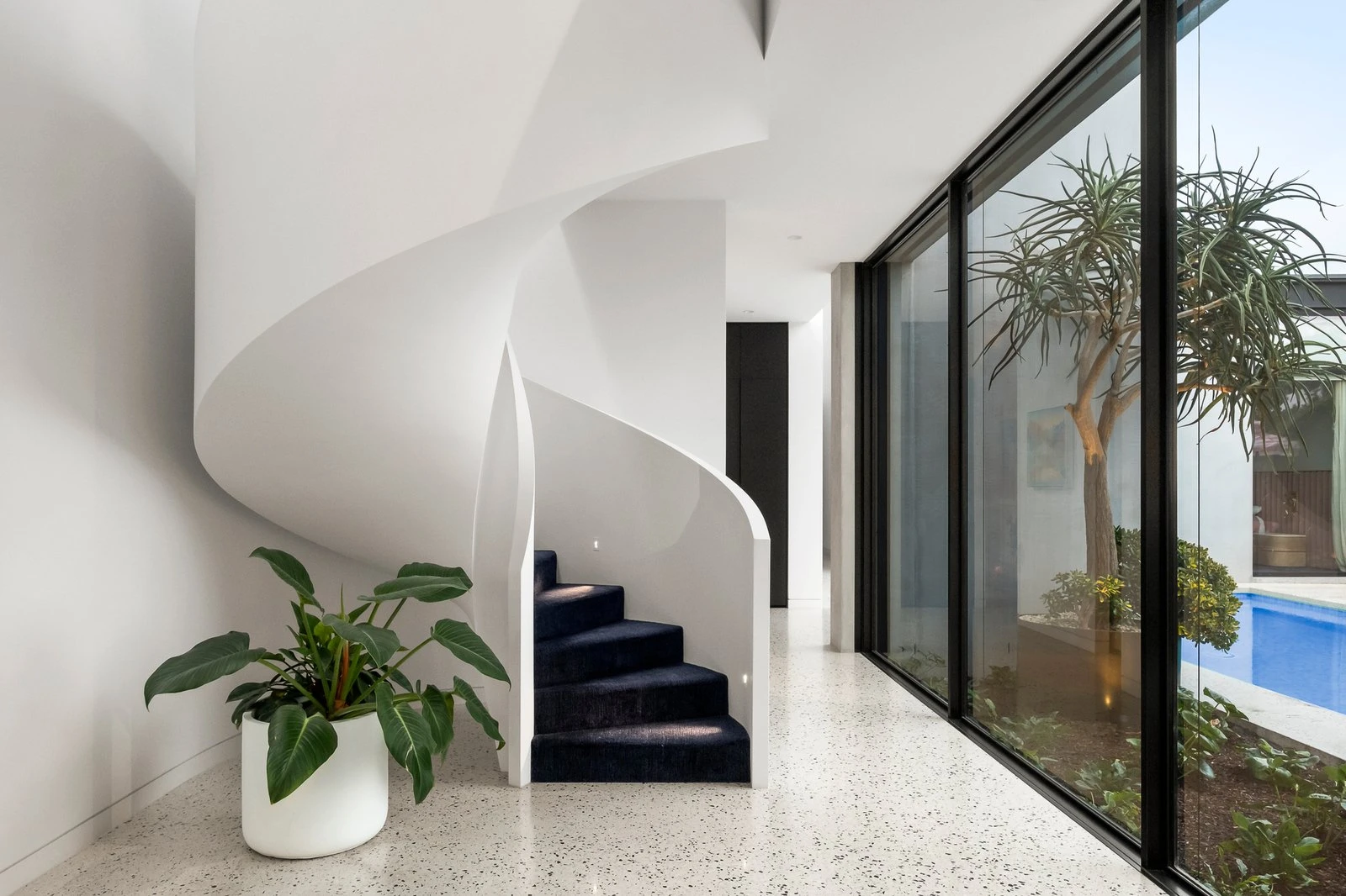 2 Middle Road, Camberwell, 3124