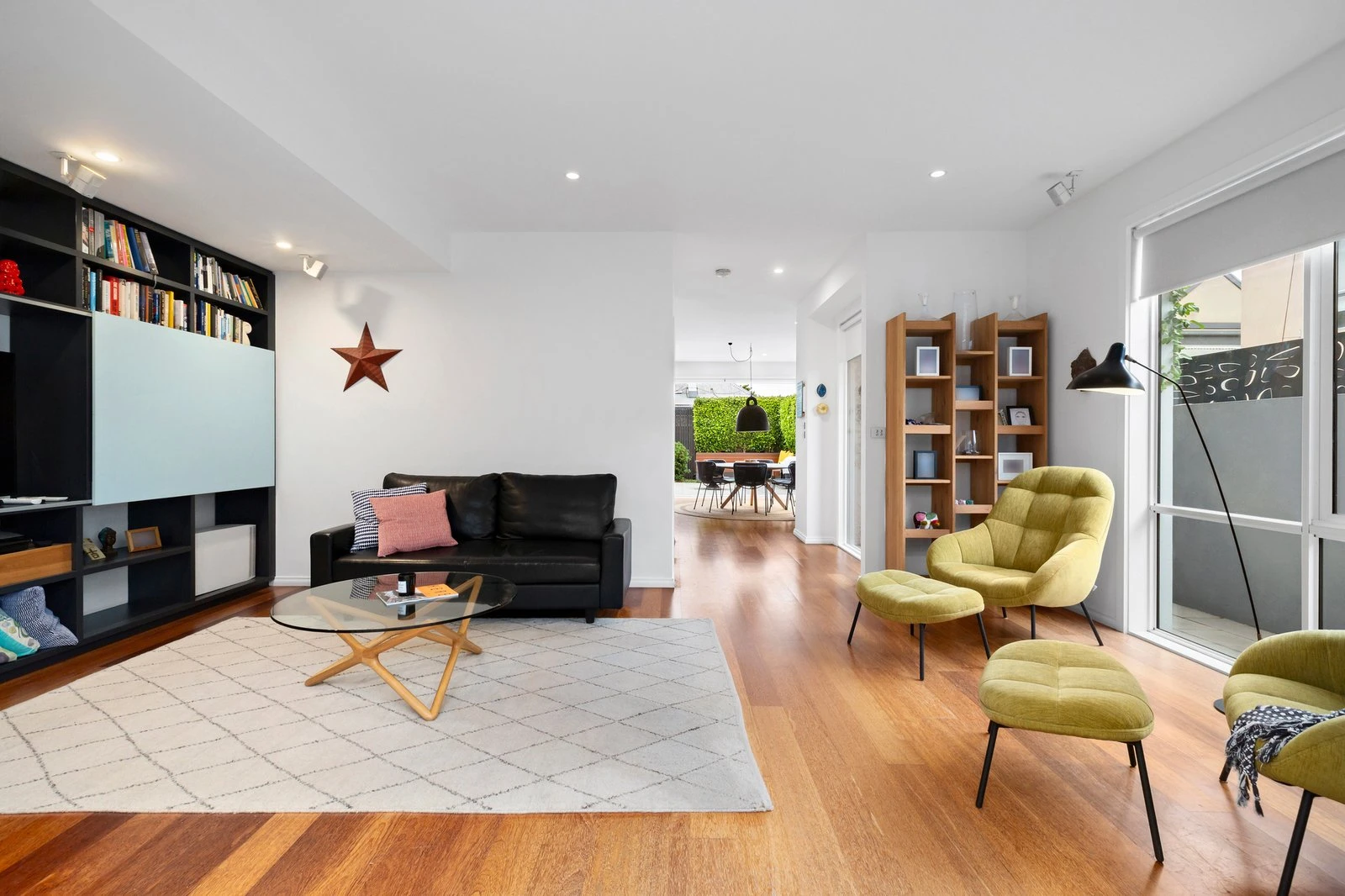 2 Adams Place, Port Melbourne, 3207
