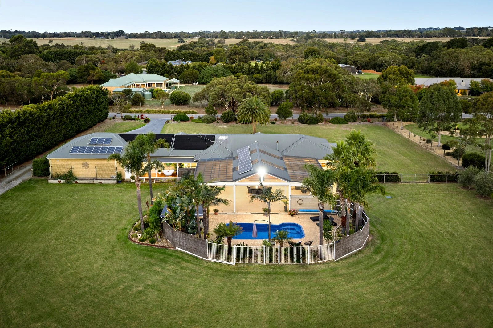 2 Benton Grange Drive, Mornington, 3931