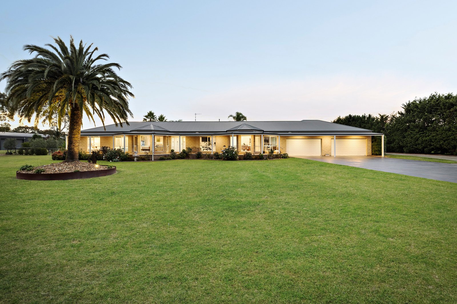 2 Benton Grange Drive, Mornington, 3931
