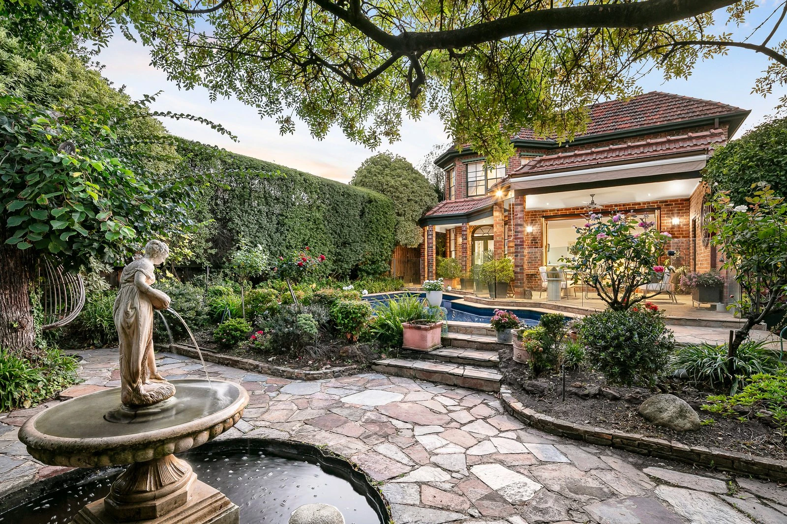 2 Berkeley Court, Kew, 3101