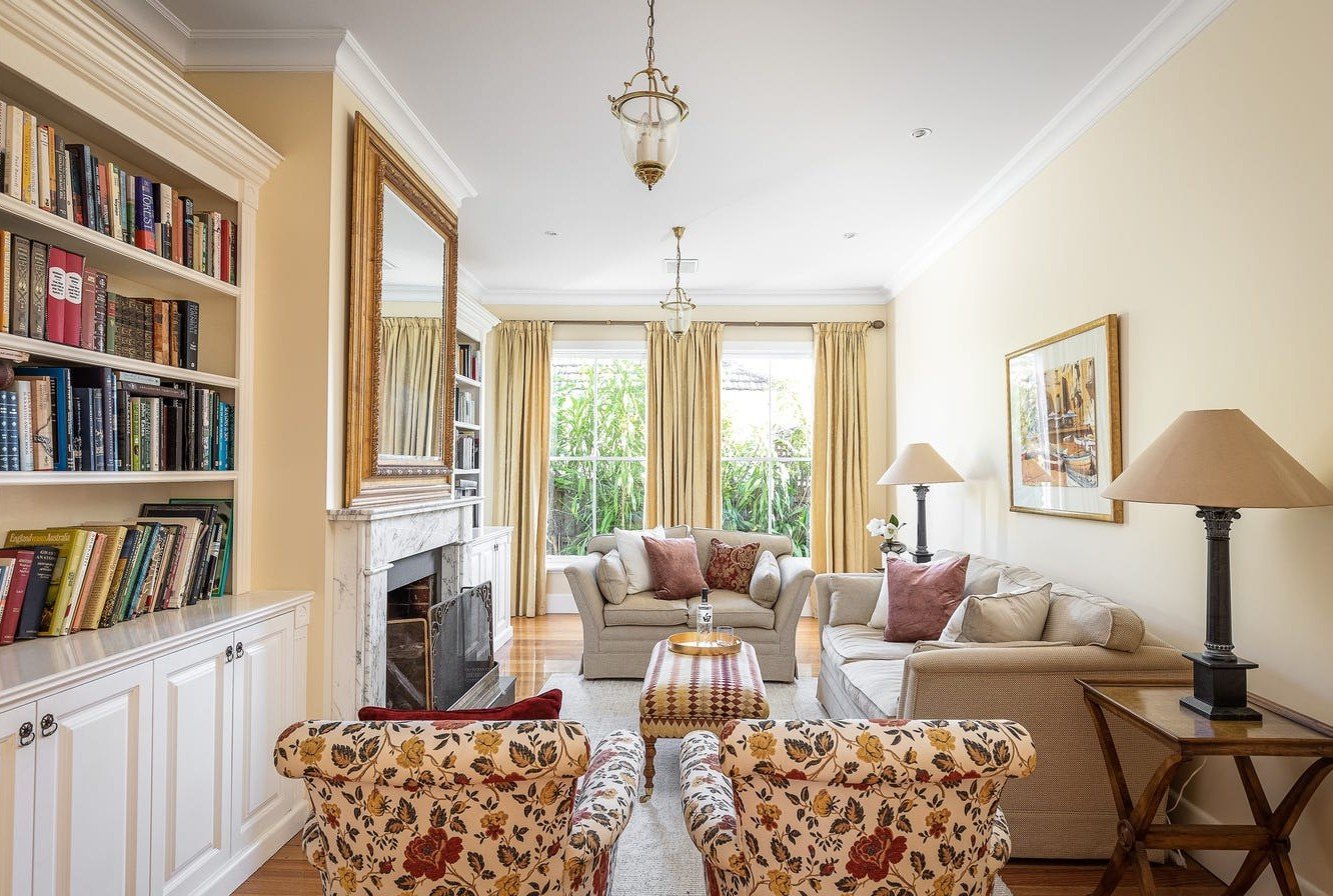 2 Yeovil Road, Glen Iris, 3146