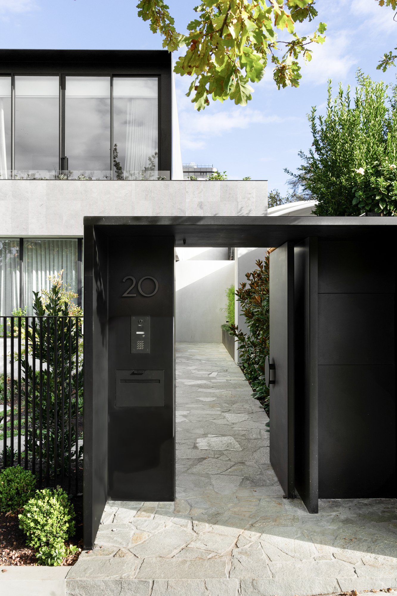 20 Douglas Street, Toorak, 3142