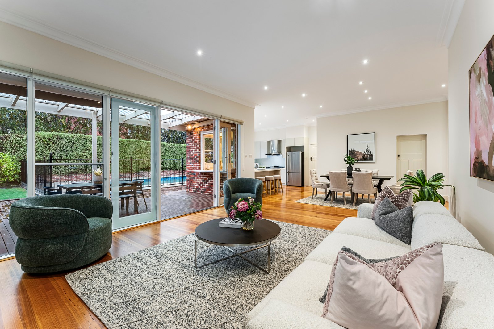 20 Rubens Grove, Canterbury, 3126
