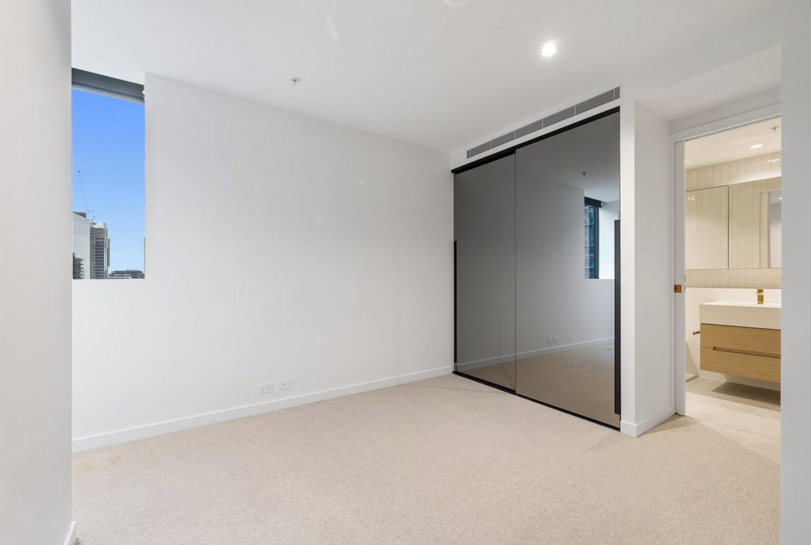 2005/464 Collins Street, Melbourne, 3000