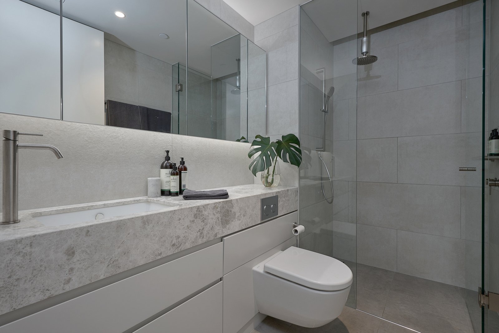 202/649 Victoria Street, Abbotsford, 3067