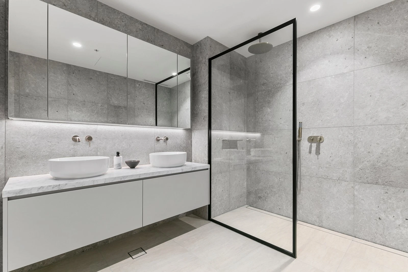 202/127 Cardigan Street, CARLTON, 3053