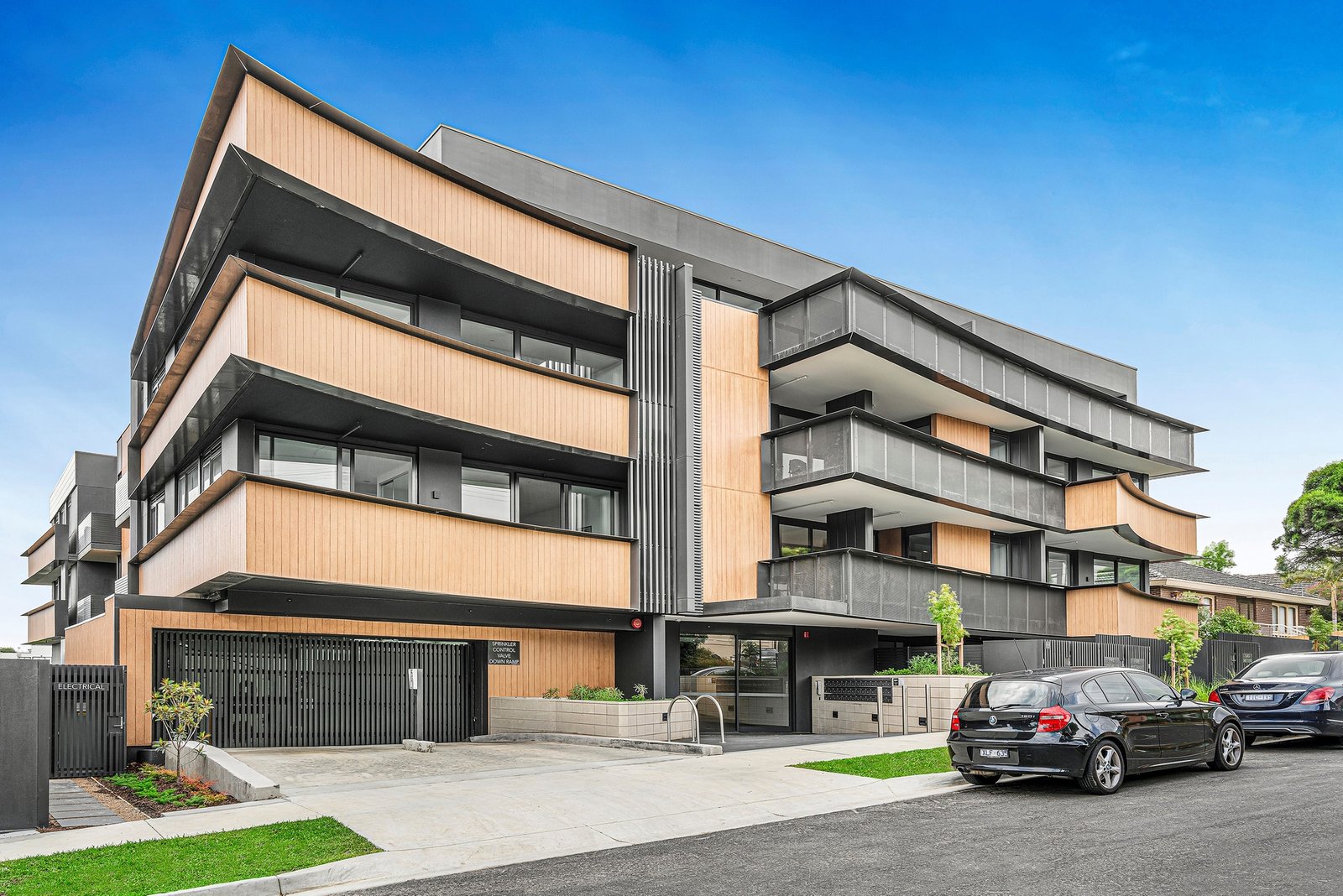 203/19 Frederick Street, Doncaster, 3108