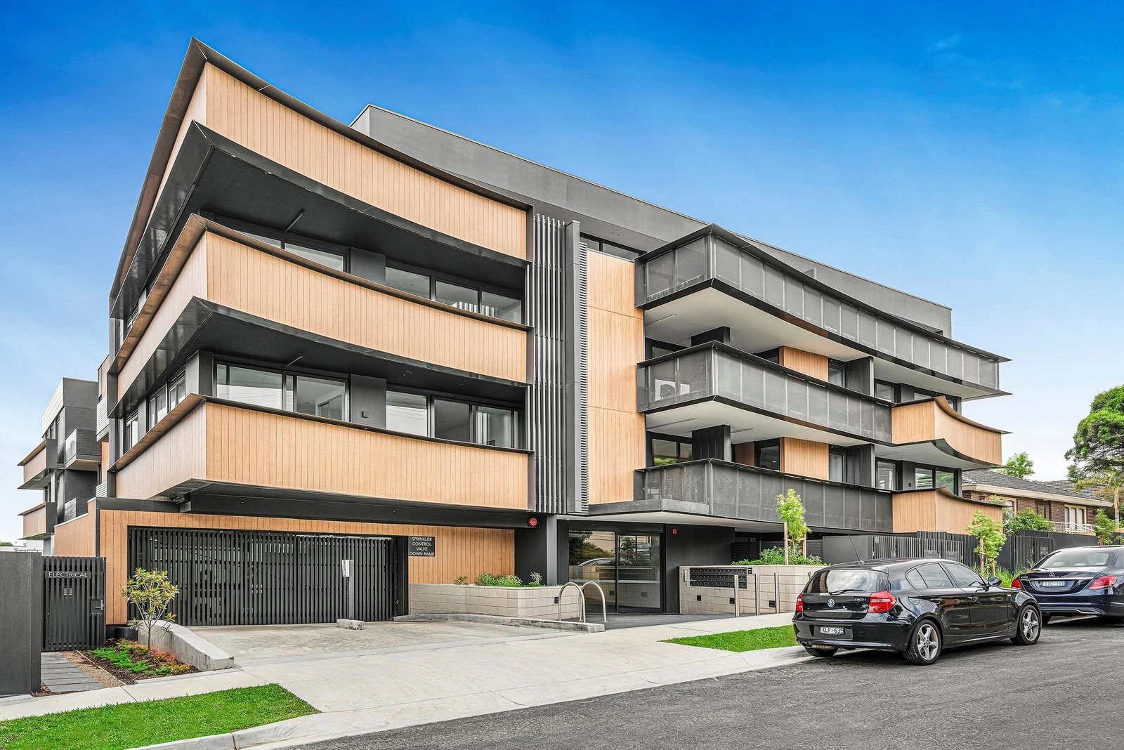 203/19 Frederick Street, Doncaster, 3108
