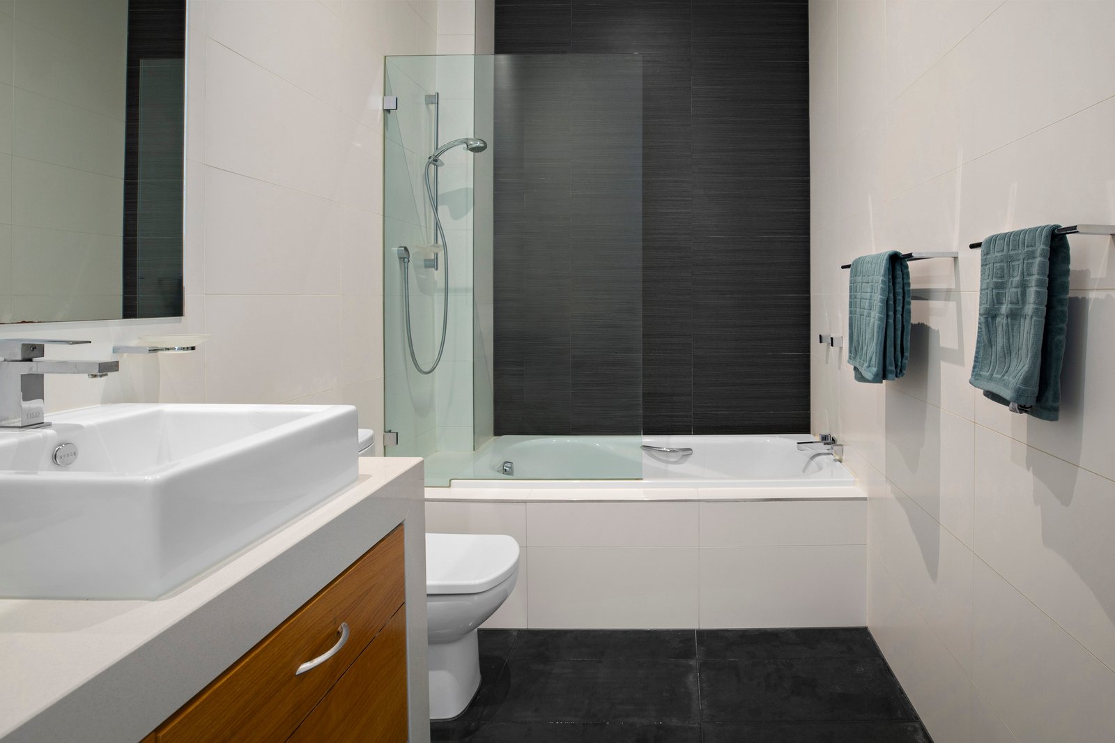 2/132 Church Street, Brighton, 3186