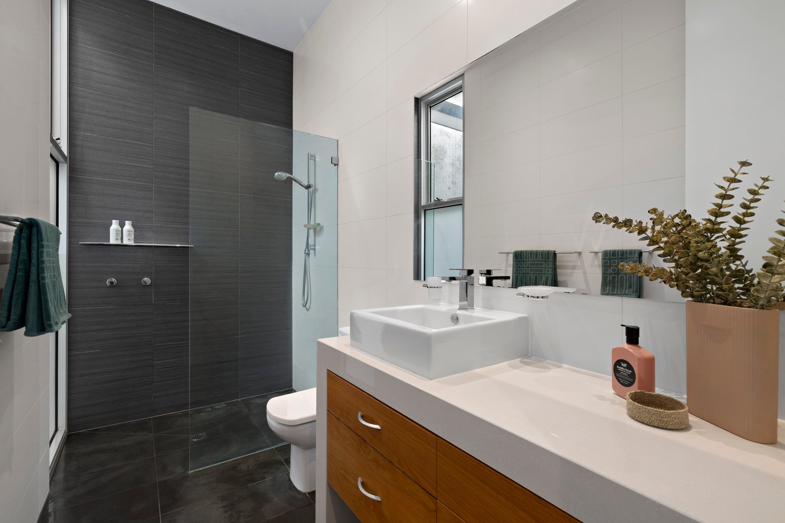 2/132 Church Street, Brighton, 3186