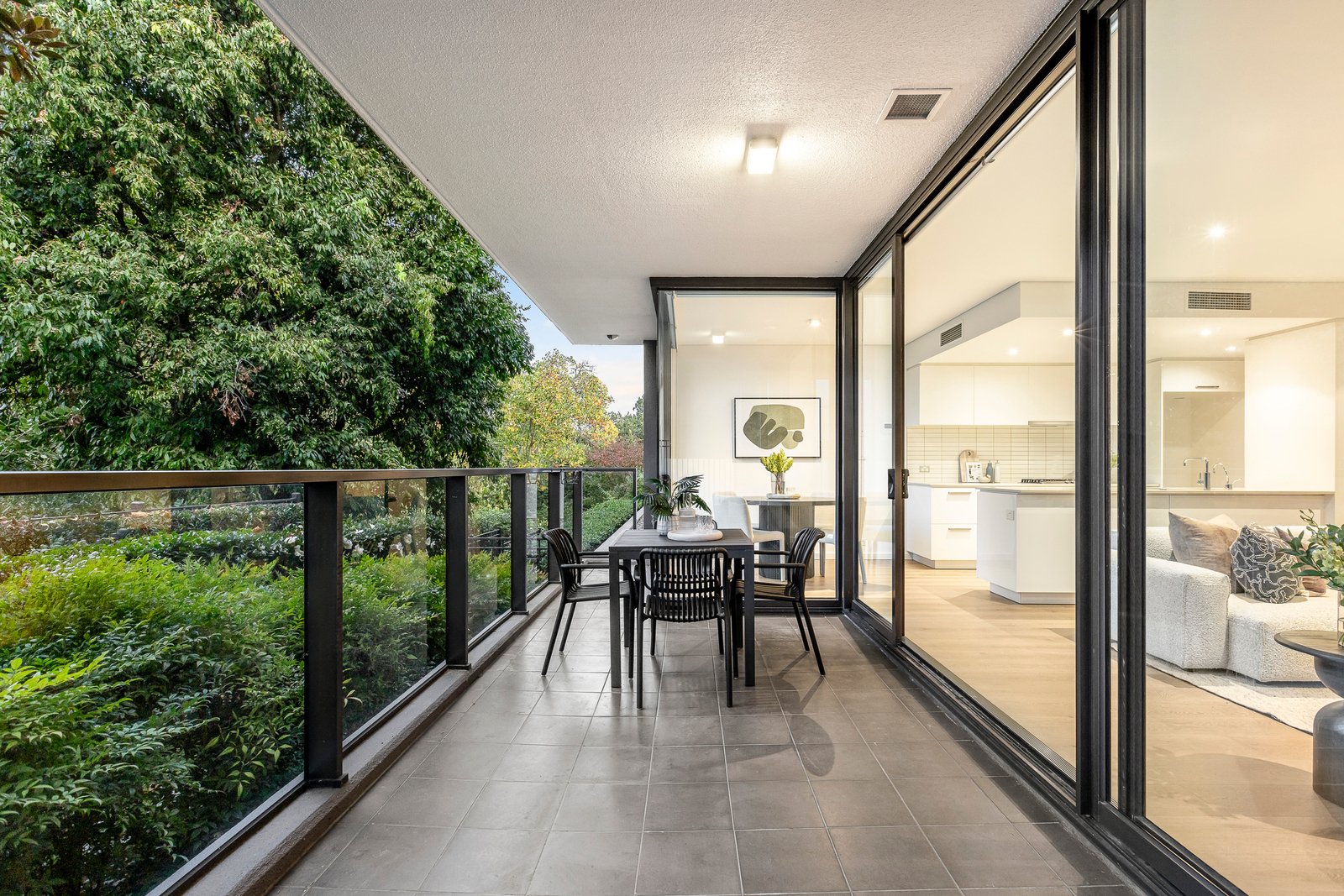 2/188 Canterbury Road, Canterbury, 3126