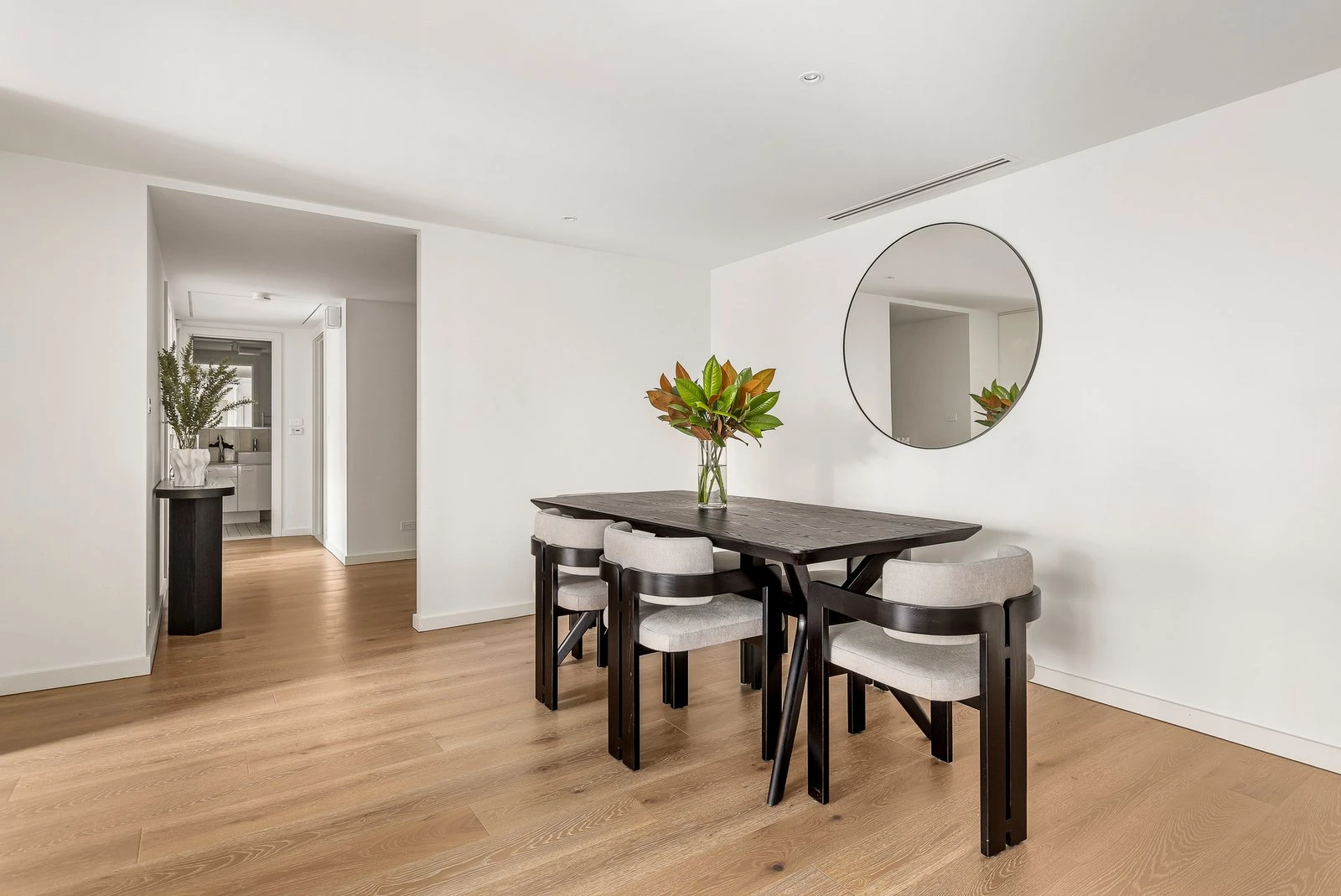 2/188 Canterbury Road, Canterbury, 3126