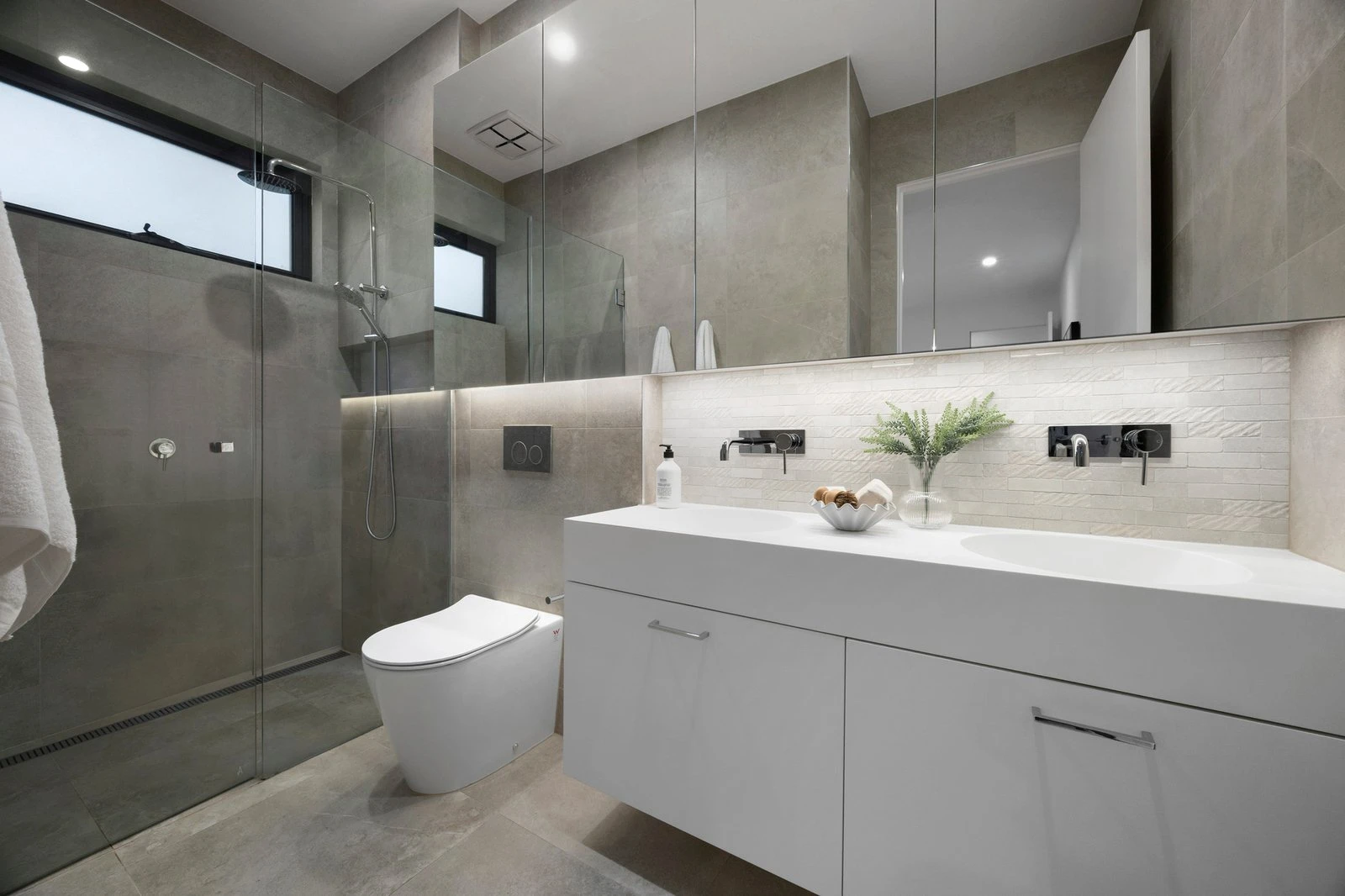 2/1975 Malvern Road, Malvern East, 3145