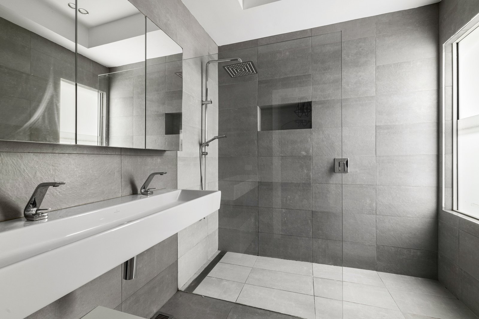 2/198 Kerferd Road, Albert Park, 3206