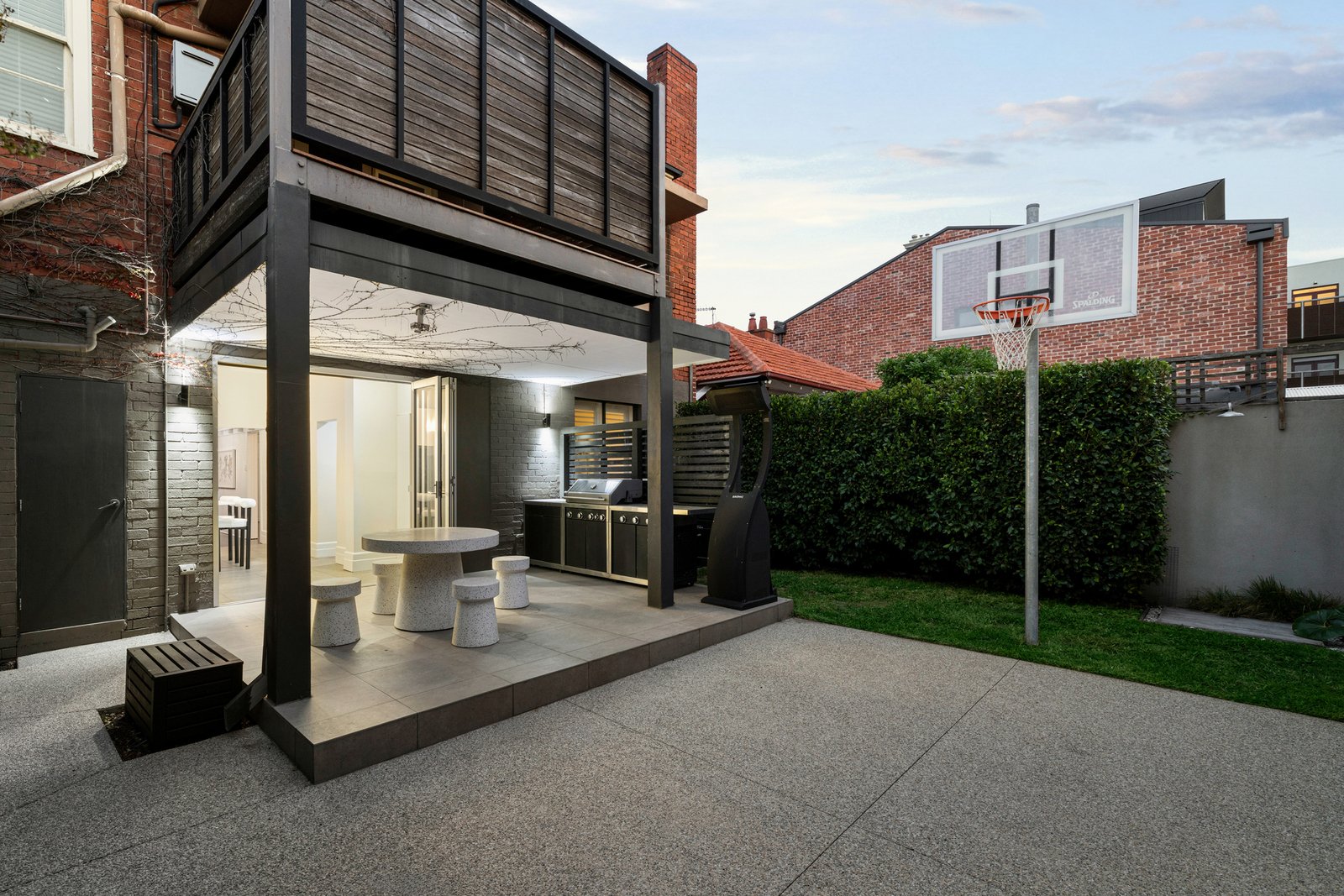 2/198 Kerferd Road, Albert Park, 3206