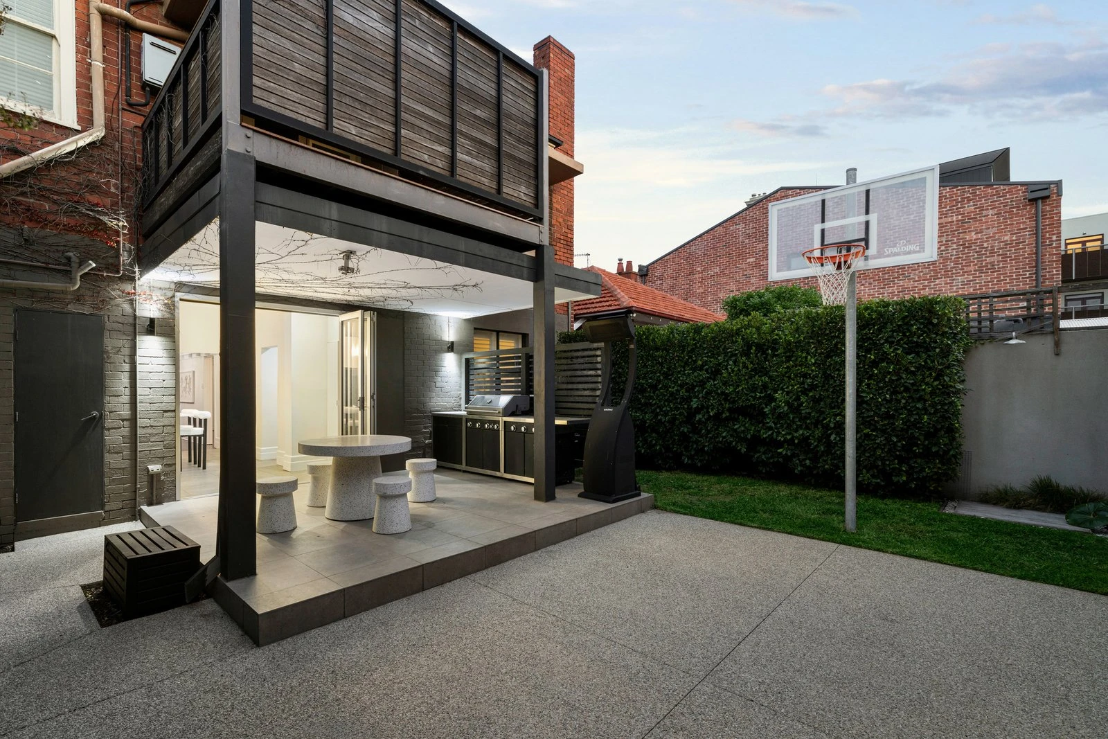2/198 Kerferd Road, Albert Park, 3206