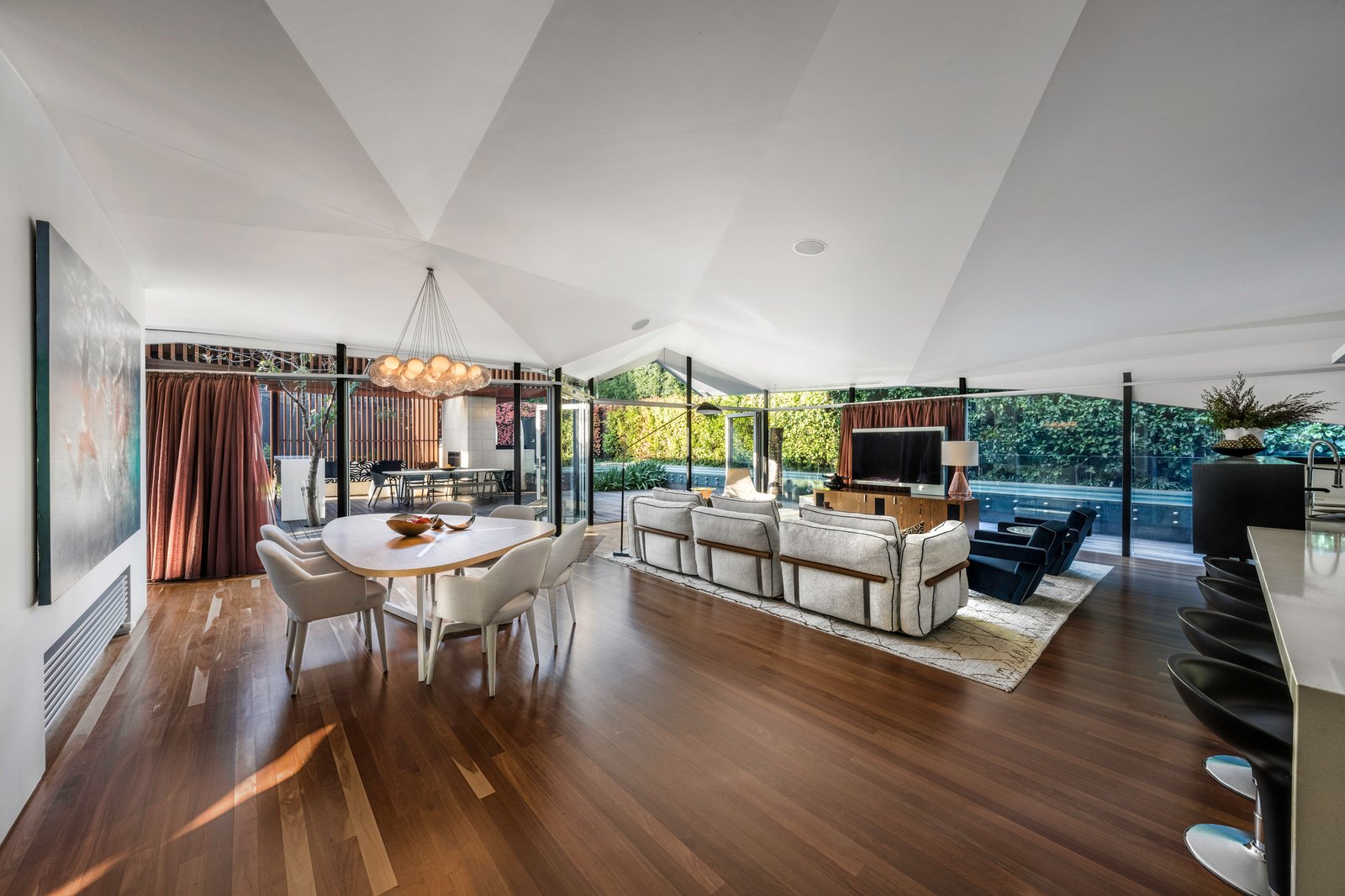 22 Kent Court, Toorak, 3142