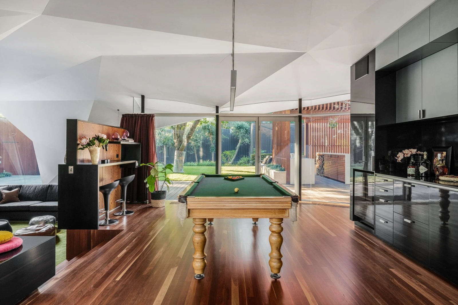 22 Kent Court, Toorak, 3142