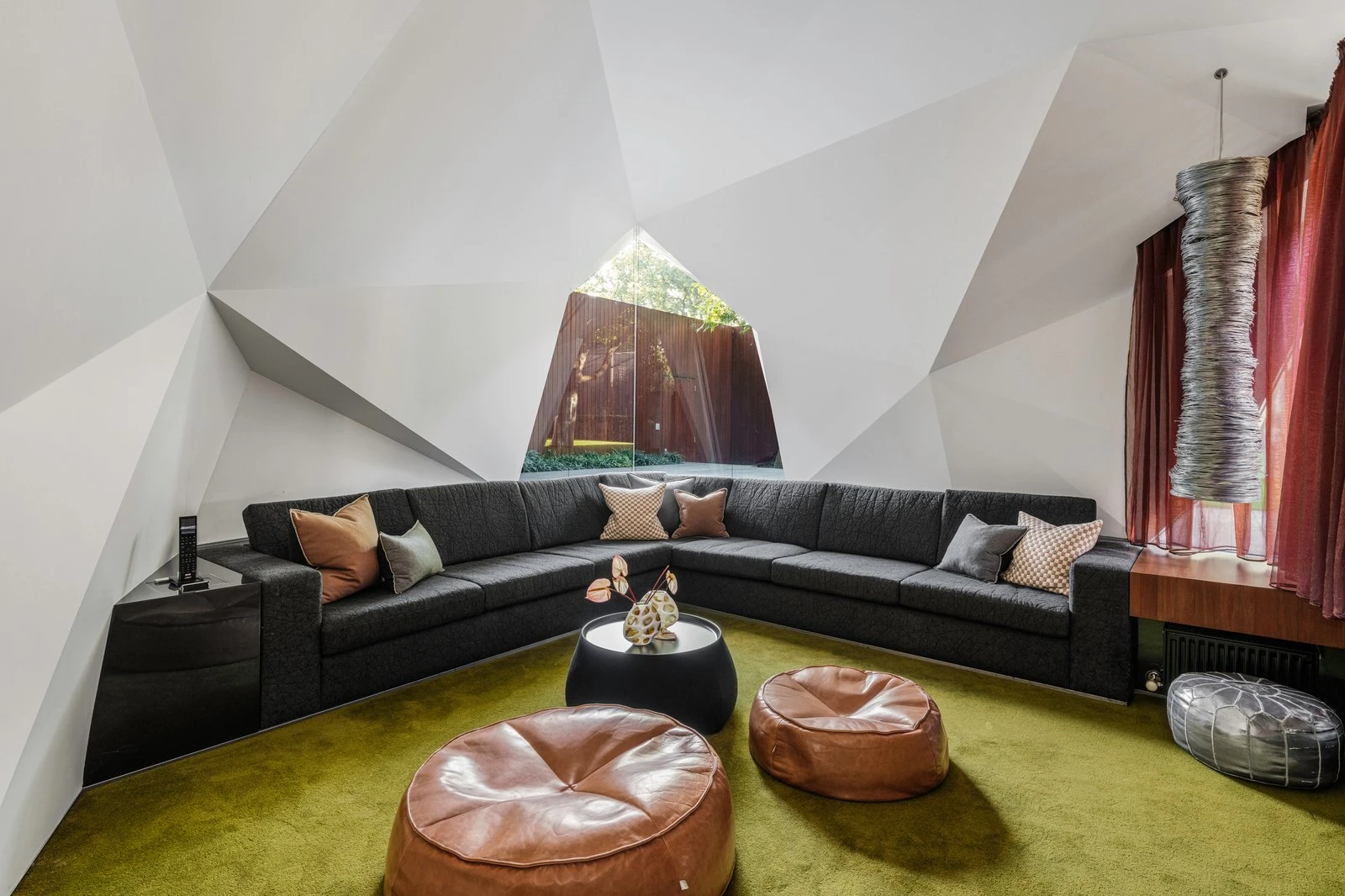 22 Kent Court, Toorak, 3142
