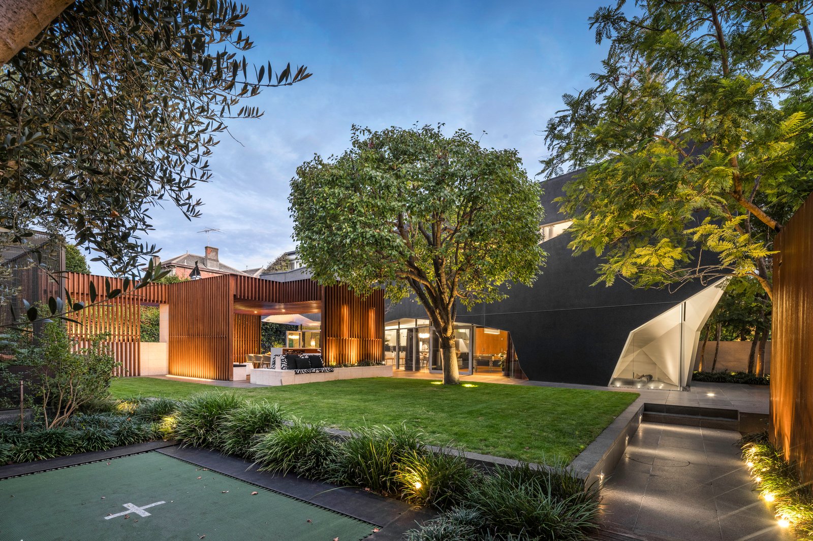 22 Kent Court, Toorak, 3142