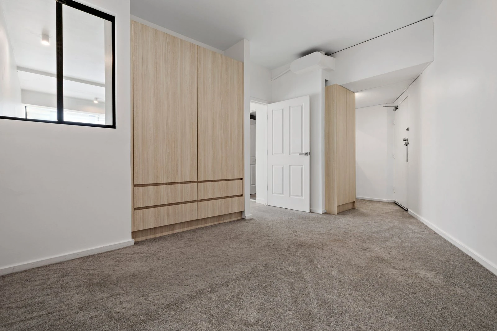 2/20 Commercial Road, Melbourne, 3004